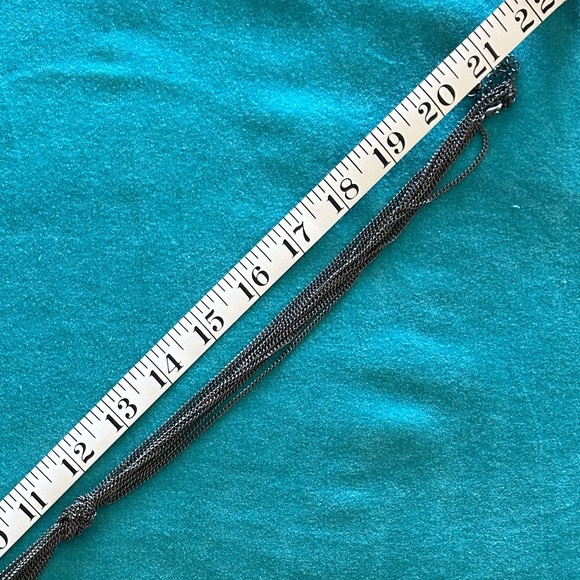 Drop Necklace & Earrings Set - Leaf Design - Gunmetal - Picture 11 of 14